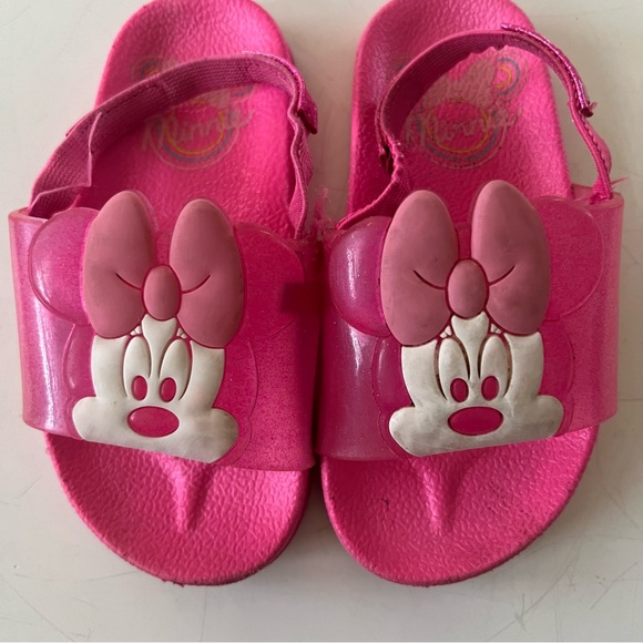 Girls Minnie Mouse Sandals size 7-8 - Picture 5 of 6